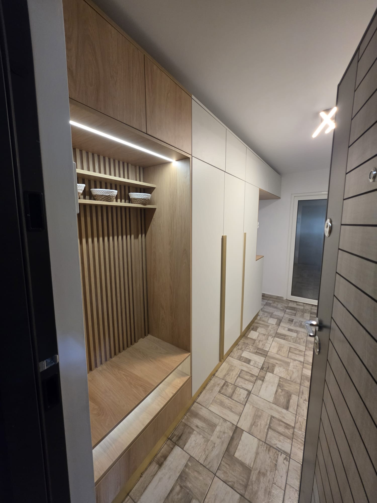 Mobilier de Hol si Birou